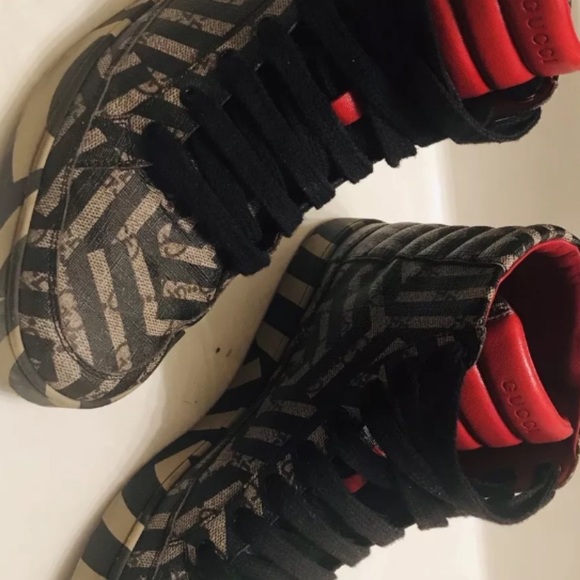 Gucci shoes 9G / 10usa - Picture 2 of 8